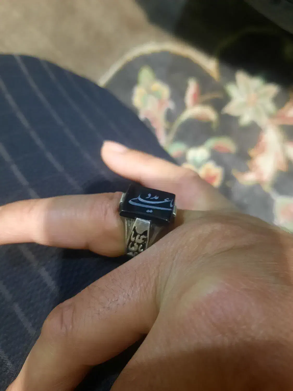 انگشتر نقره عقیق|جواهرات|قم, مسجد امام حسن|دیوار