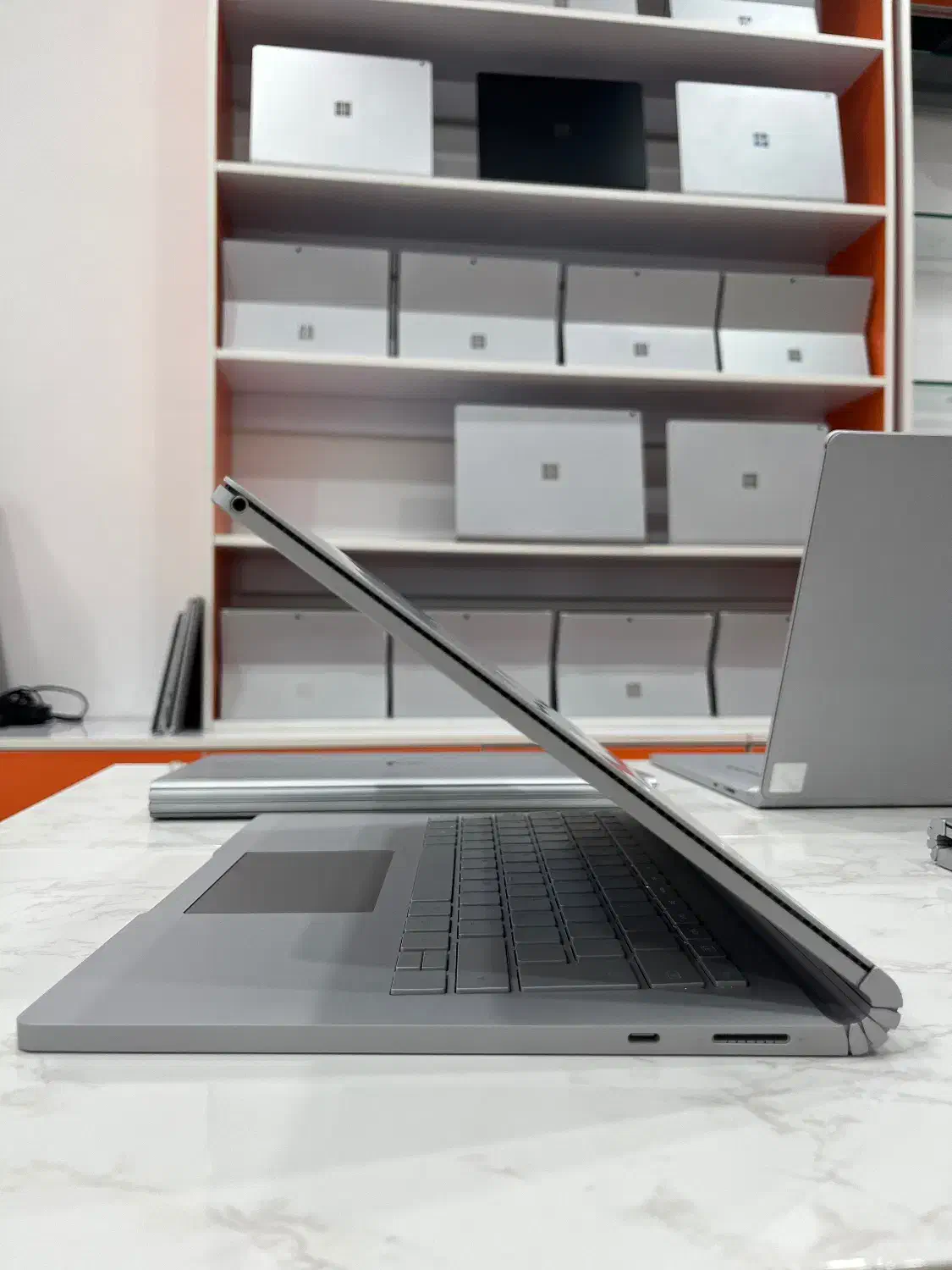 Surface book 2. سرفیس بوک ۲ i7/8/256|رایانه همراه|شیراز, ملاصدرا|دیوار