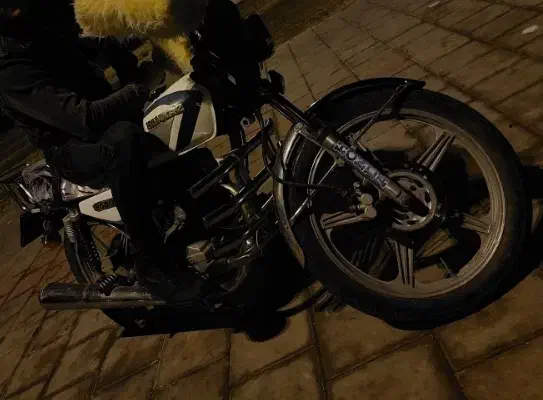 موتور ۲۰۰ همتاز ۹۴|موتورسیکلت|ارومیه, |دیوار