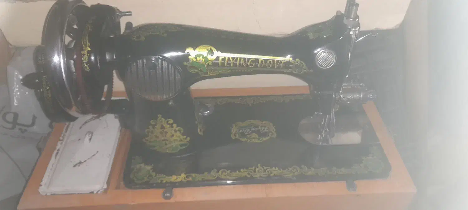 تعدادی وسایل اضافی|چرخ خیاطی و ریسندگی|تبریز, |دیوار