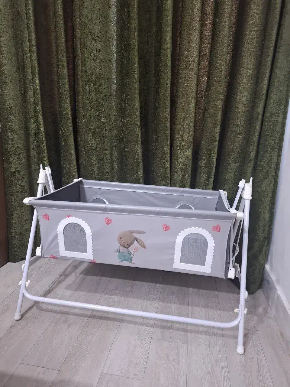 گهواره|اسباب و اثاث بچه|سبزوار, قصبه شرقی|دیوار