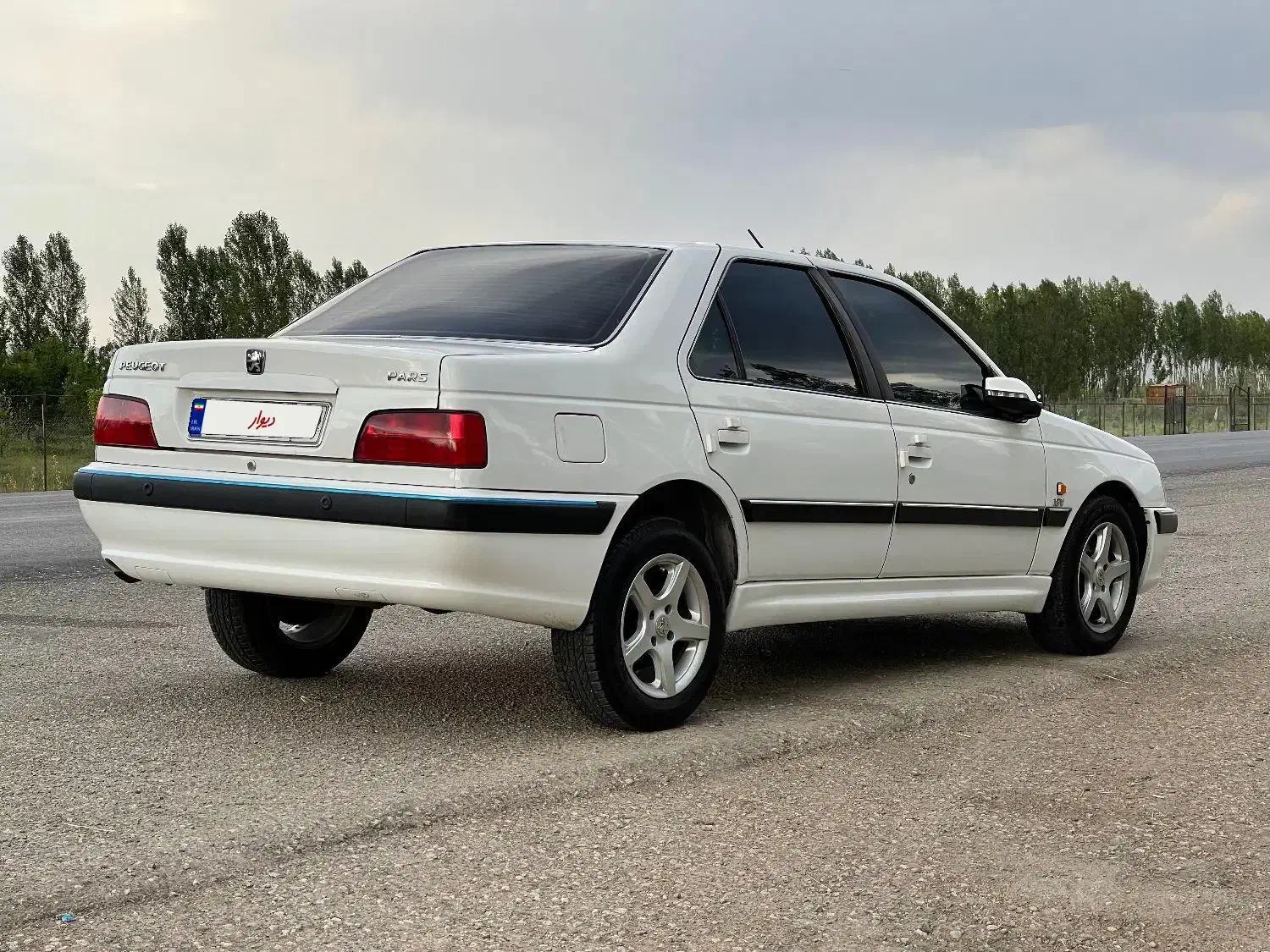 فروش ماشین|خودرو سواری و وانت|بازرگان, |دیوار