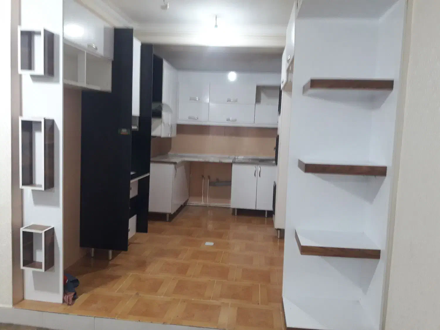 اندیشه اجاره حیاطه دربستی ۶۵متر (املاک فرضی)|اجارهٔ آپارتمان|تبریز, |دیوار