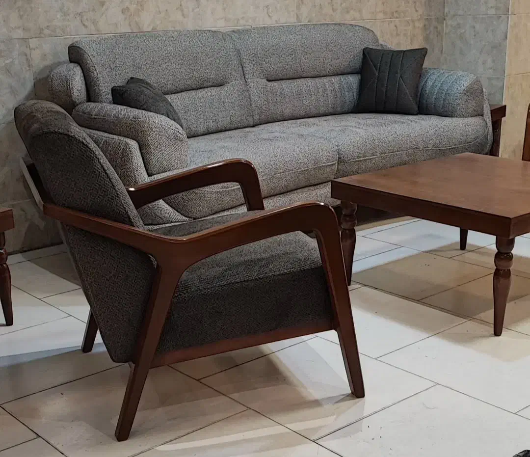 مبل چستر سالم زیر قیمت بازار|مبلمان خانگی و میز عسلی|آران و بیدگل, |دیوار