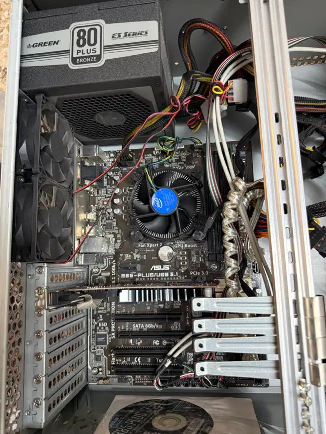 کیس رکمونت گرین g520 چهار یونیت|قطعات و لوازم جانبی رایانه|قرچک, شهرک طلائیه|دیوار