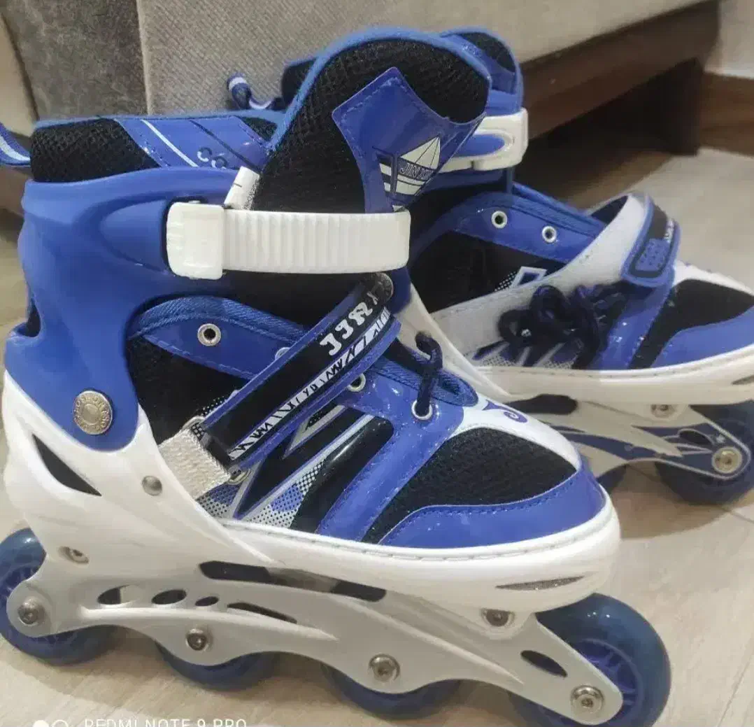 ست کامل اسکیت در حد خیلی نو دو سه بار استفاده شده.|دوچرخه، اسکیت، اسکوتر|اراک, |دیوار