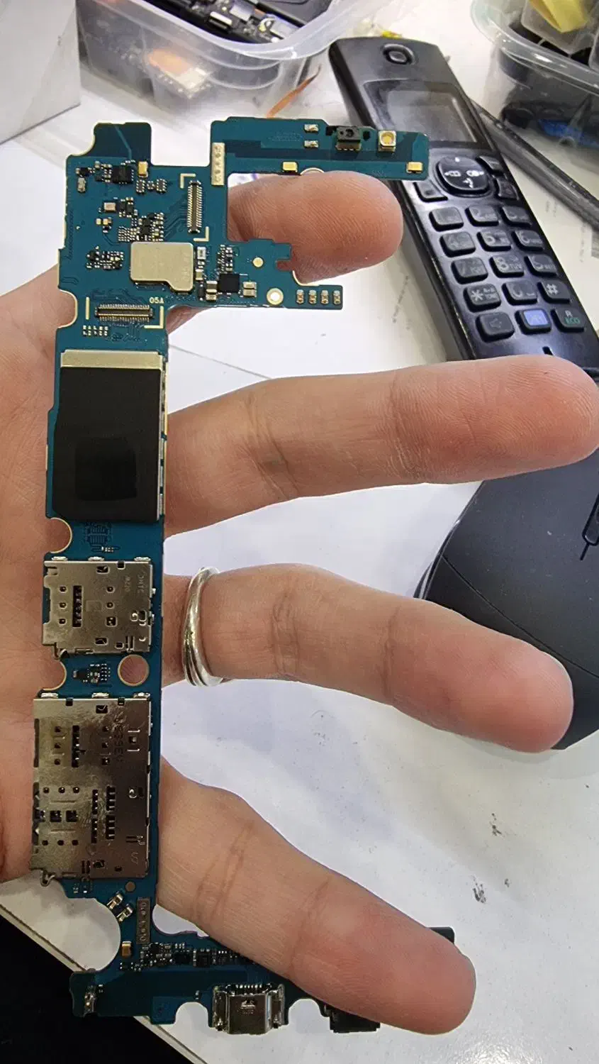 برد سامسونگ Galaxy J7 Pro با حافظهٔ ۶۴ گیگ|لوازم جانبی موبایل و تبلت|اصفهان, احمدآباد|دیوار