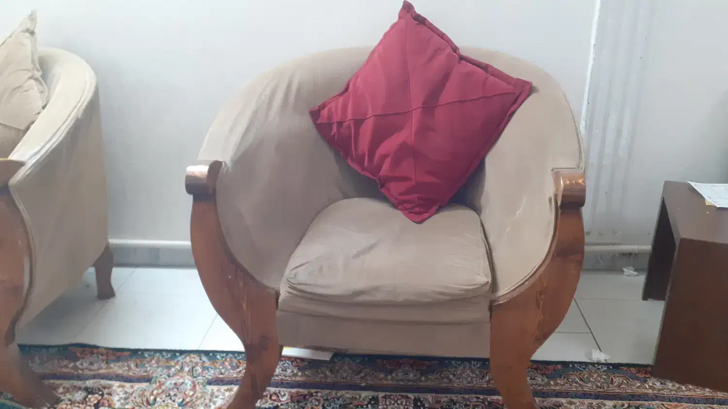 مبل راحتی ۷نفره چوب محکم|مبلمان خانگی و میز عسلی|کرج, شهرک اوج|دیوار