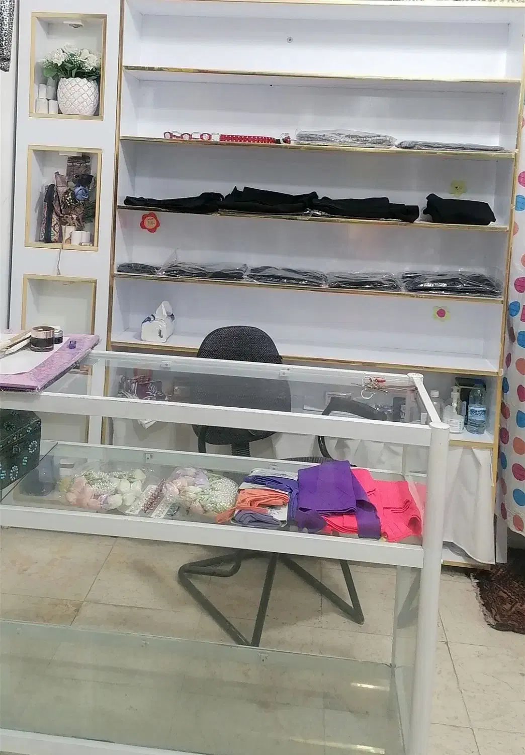 بوفه و میز|بوفه، ویترین، کنسول|قروه, |دیوار