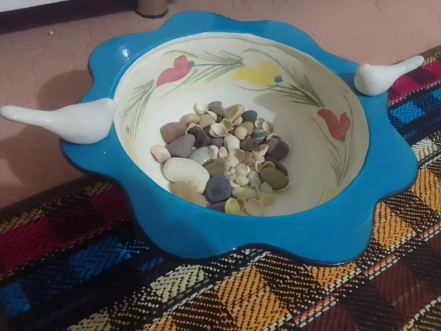 حوضچه کوچک|ماهی|قم, حاج زینل|دیوار