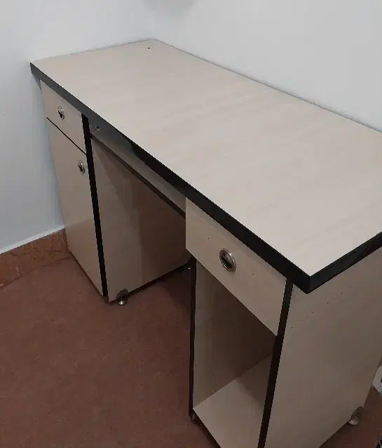 میز کامپیوتر|میز تحریر و کامپیوتر|دورود, |دیوار