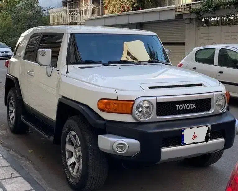 Fj cruiser 2015 GXR|خودرو سواری و وانت|رشت, بلوار گیلان|دیوار