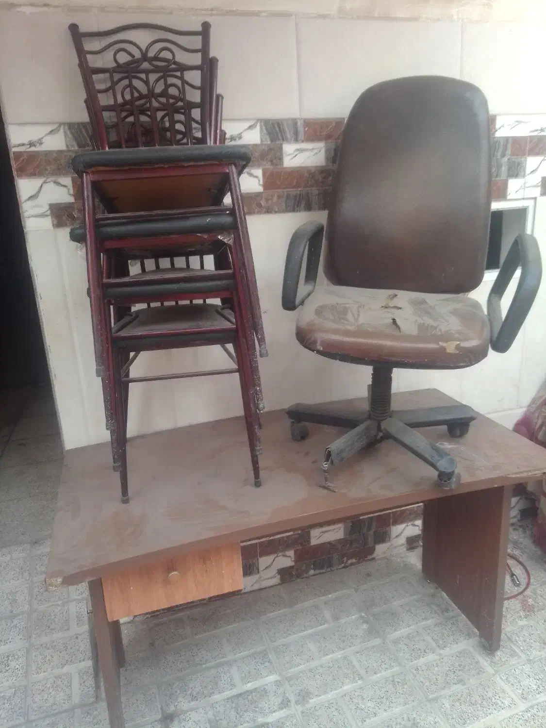 صندلی ومیز|دفتر کار|قزوین, |دیوار