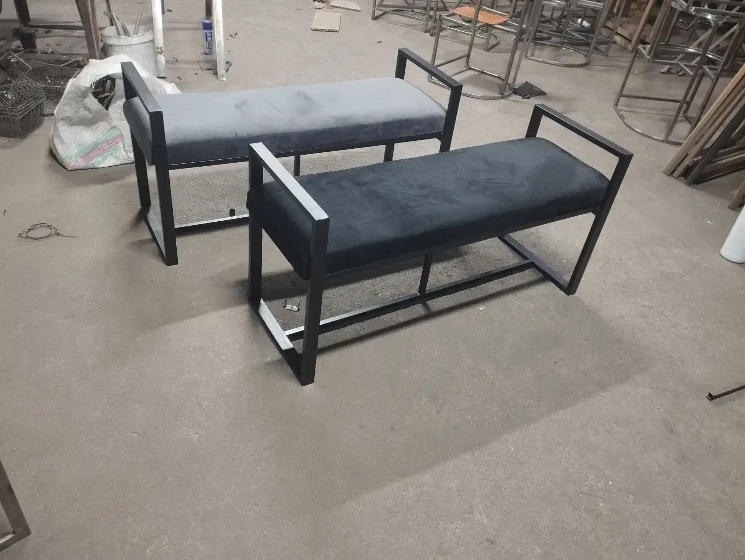 نیمکت انتظار و پاف فلزی رستوران آرایشگاه|صندلی و نیمکت|مشهد, رسالت|دیوار