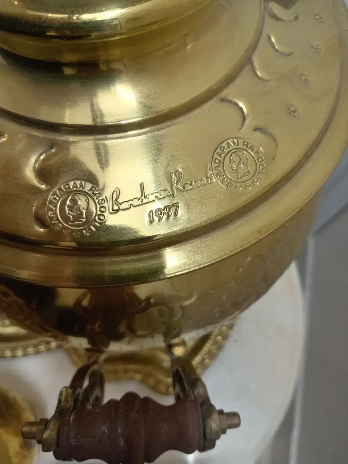 سماور و میز برنجی|کلکسیون اشیاء عتیقه|تربتحیدریه, شهرک ولیعصر|دیوار