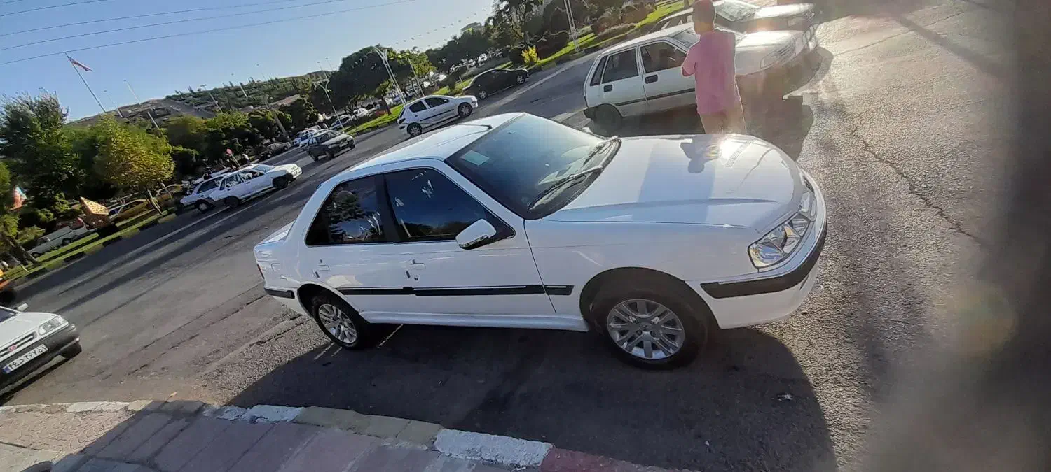 پژوپارس ۱۴۰۱|خودرو سواری و وانت|سنندج, |دیوار