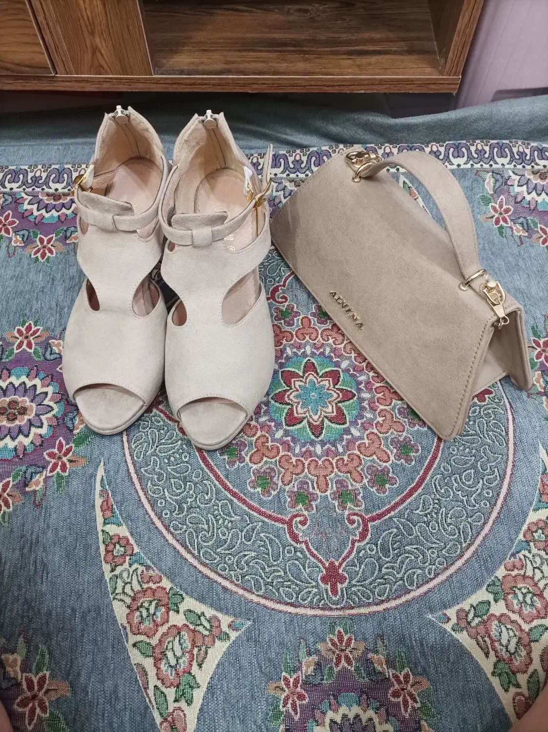 کفش مجلسی با کیف|کیف، کفش، کمربند|شهرضا, |دیوار