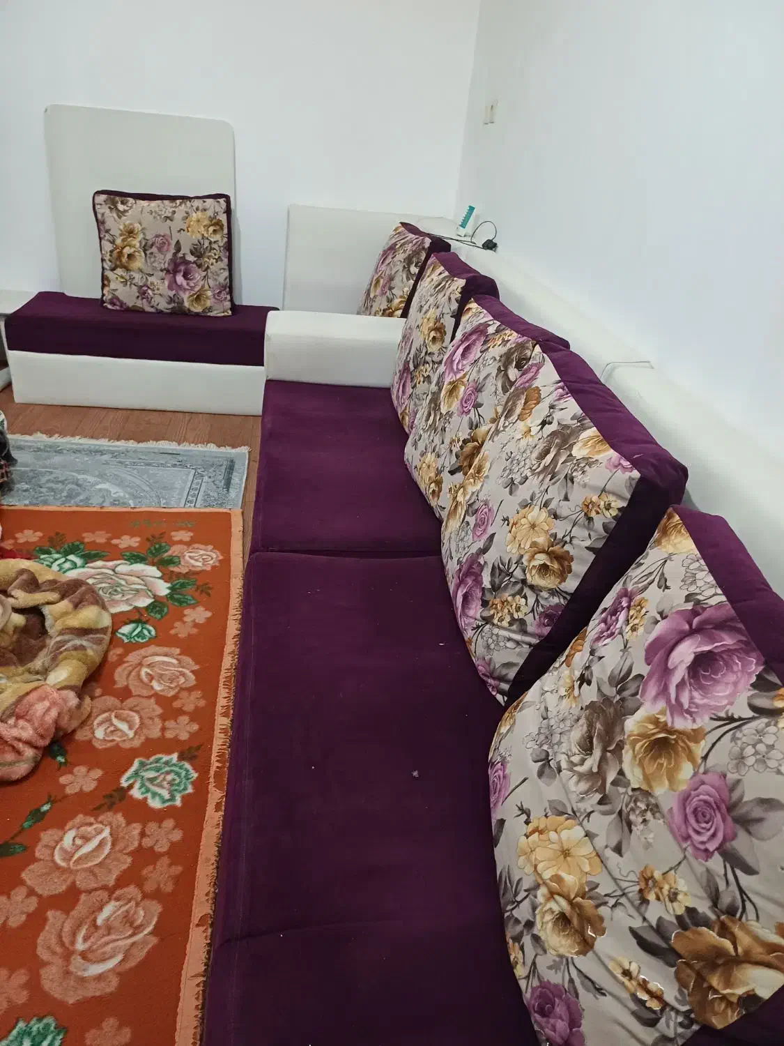 مبل هفت نفره|مبلمان خانگی و میز عسلی|نیر (یزد), |دیوار