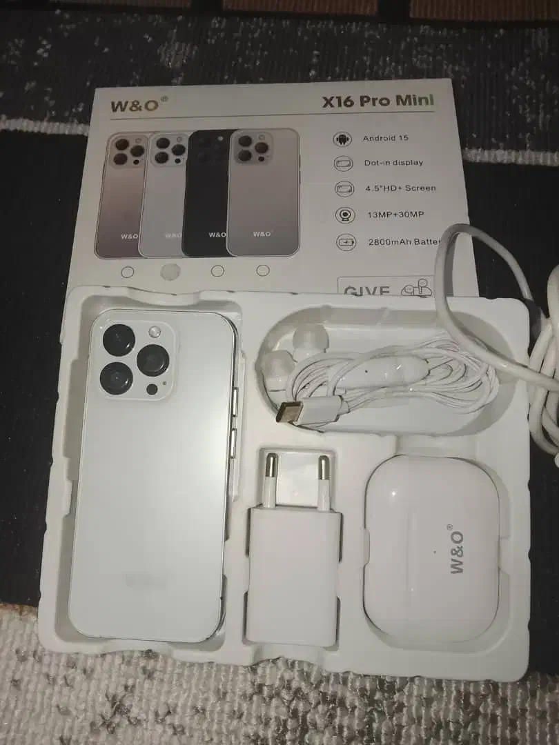 2عدد گوشی طرح ایفون مینی/ سامسونگ 8S/و کاور130 عدد|موبایل|داراب, |دیوار