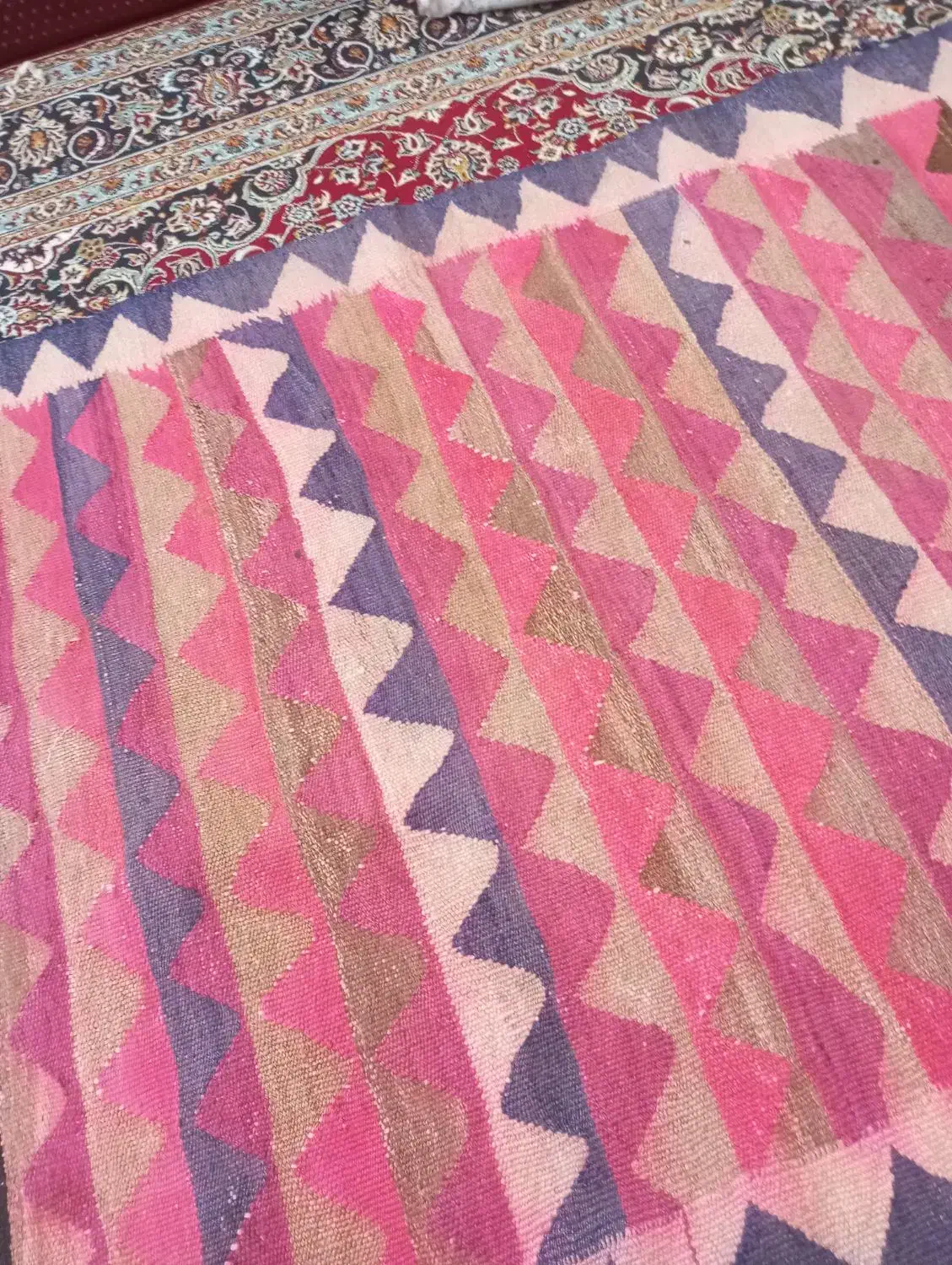 فرش، قالی، گلیم دستباف محلی قدیمی ۵۰ ساله|فرش|خرمآباد, |دیوار