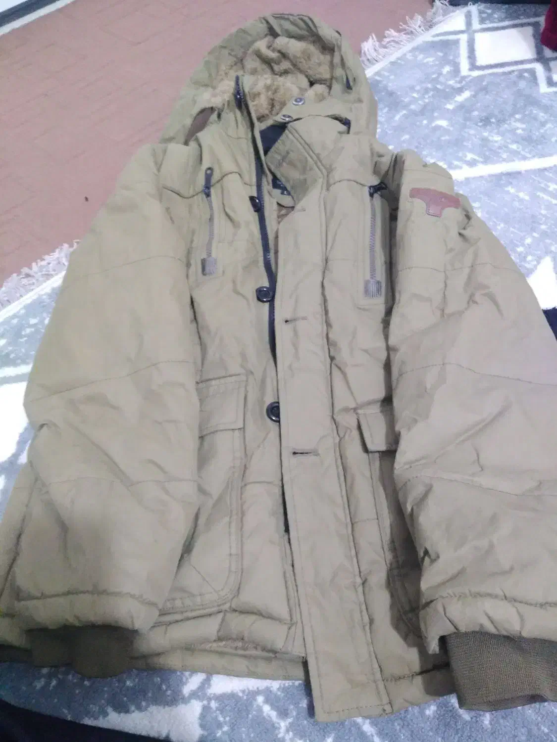 کاپشن L|لباس|خرمآباد, |دیوار