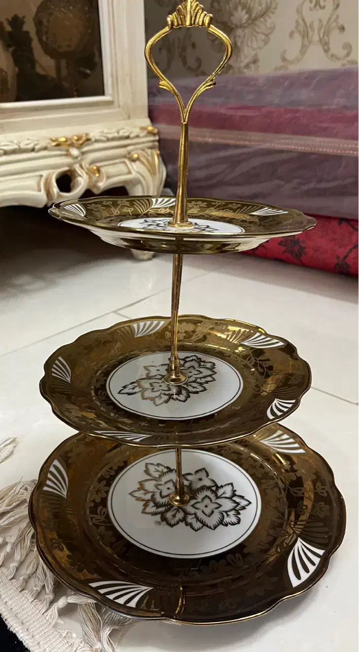 شیرینی خوری|ظروف سرو و پذیرایی|تهران, پرستار|دیوار