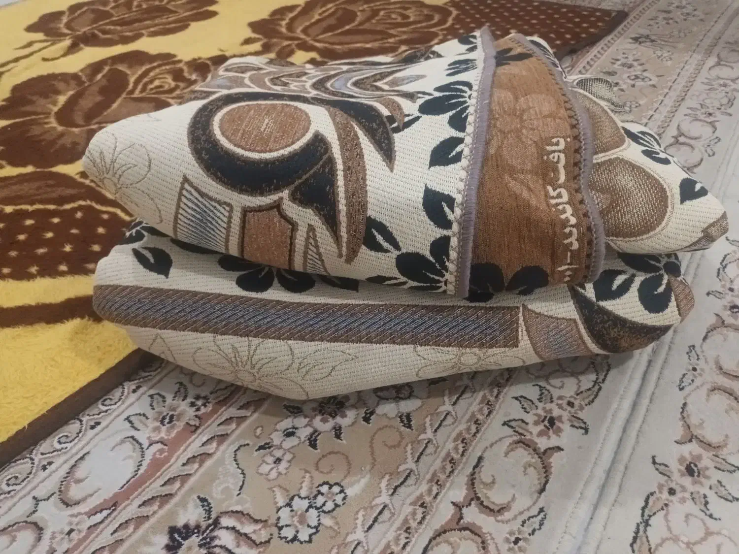 رو فرشی 12 متری|روفرشی|خرمآباد, |دیوار