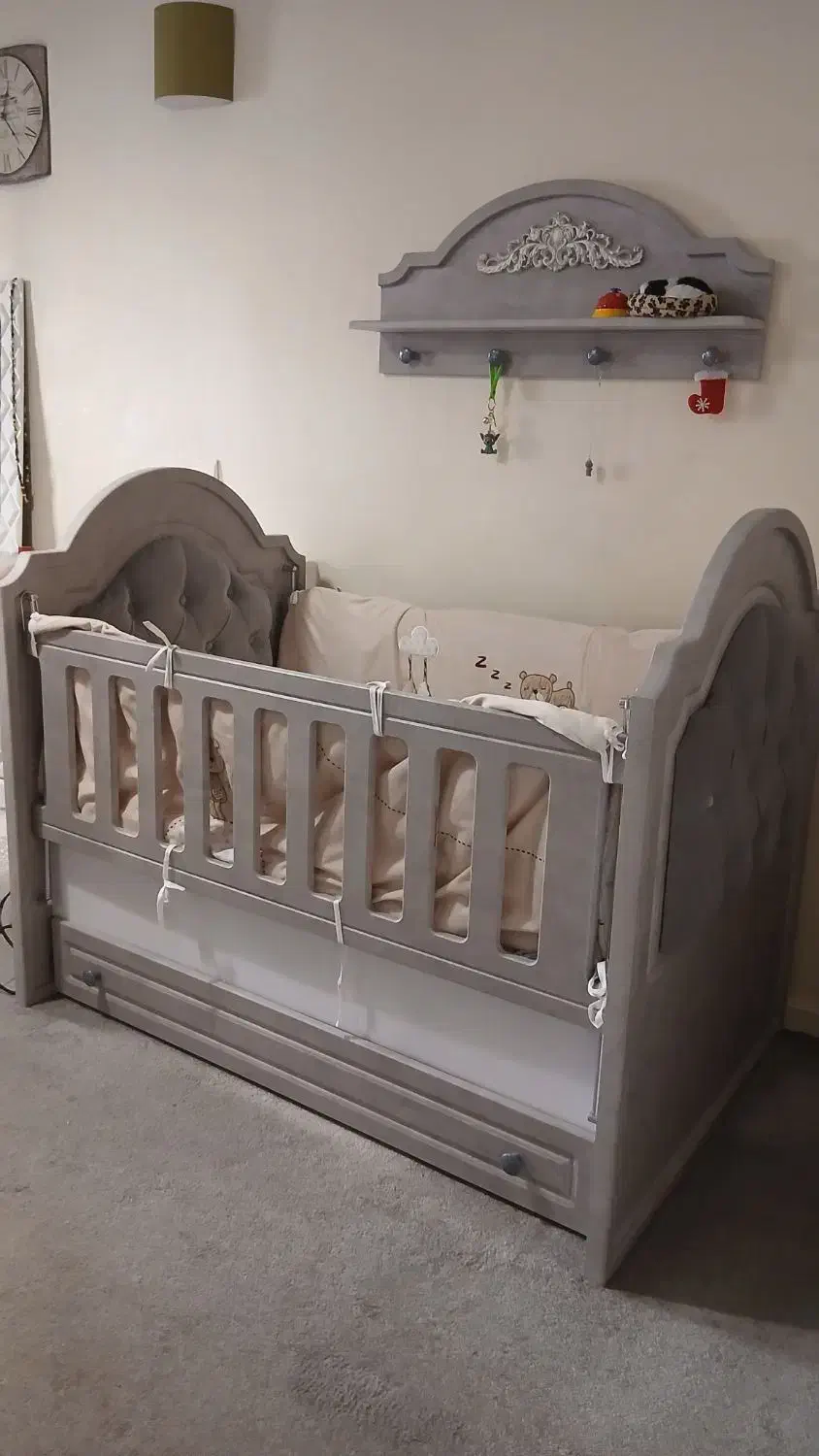 تخت کودک وکیوم لمسه دار  کشودار|تخت و صندلی بچه|تهران, شاهین|دیوار