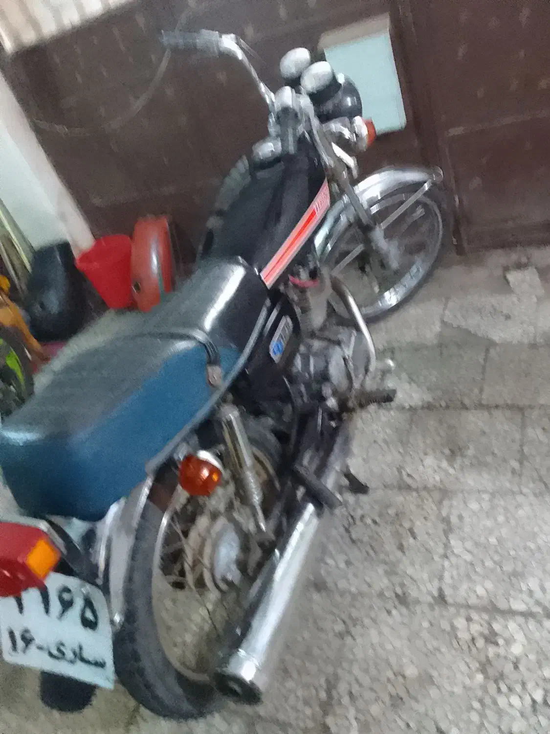 هندا سی جی|موتورسیکلت|لنگرود, |دیوار