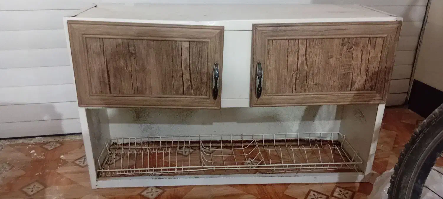 آبچکان|آبچکان و نظمدهنده ظروف|آذرشهر, |دیوار