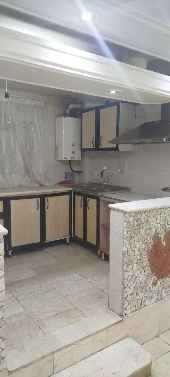 واحد 50 متری. طبقه اول|اجارهٔ آپارتمان|تهران, نبی اکرم|دیوار