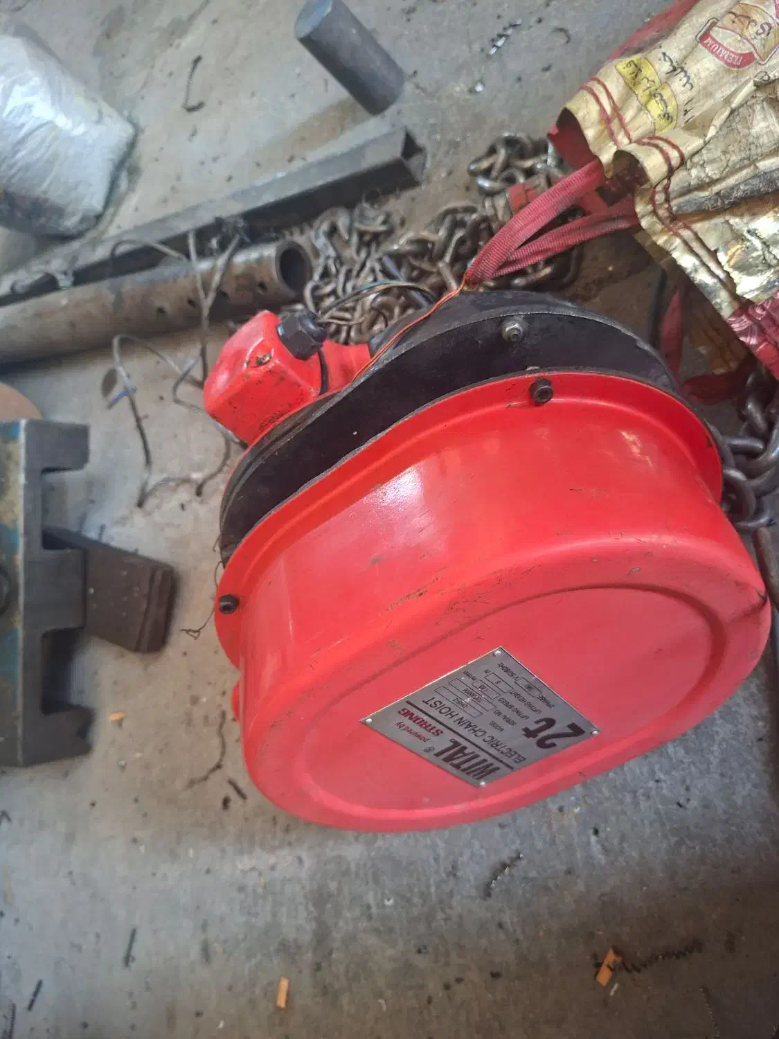 وینچ ویتال ۲ تن برقی ۳ فاز|ماشین‌آلات صنعتی|برخوار, |دیوار