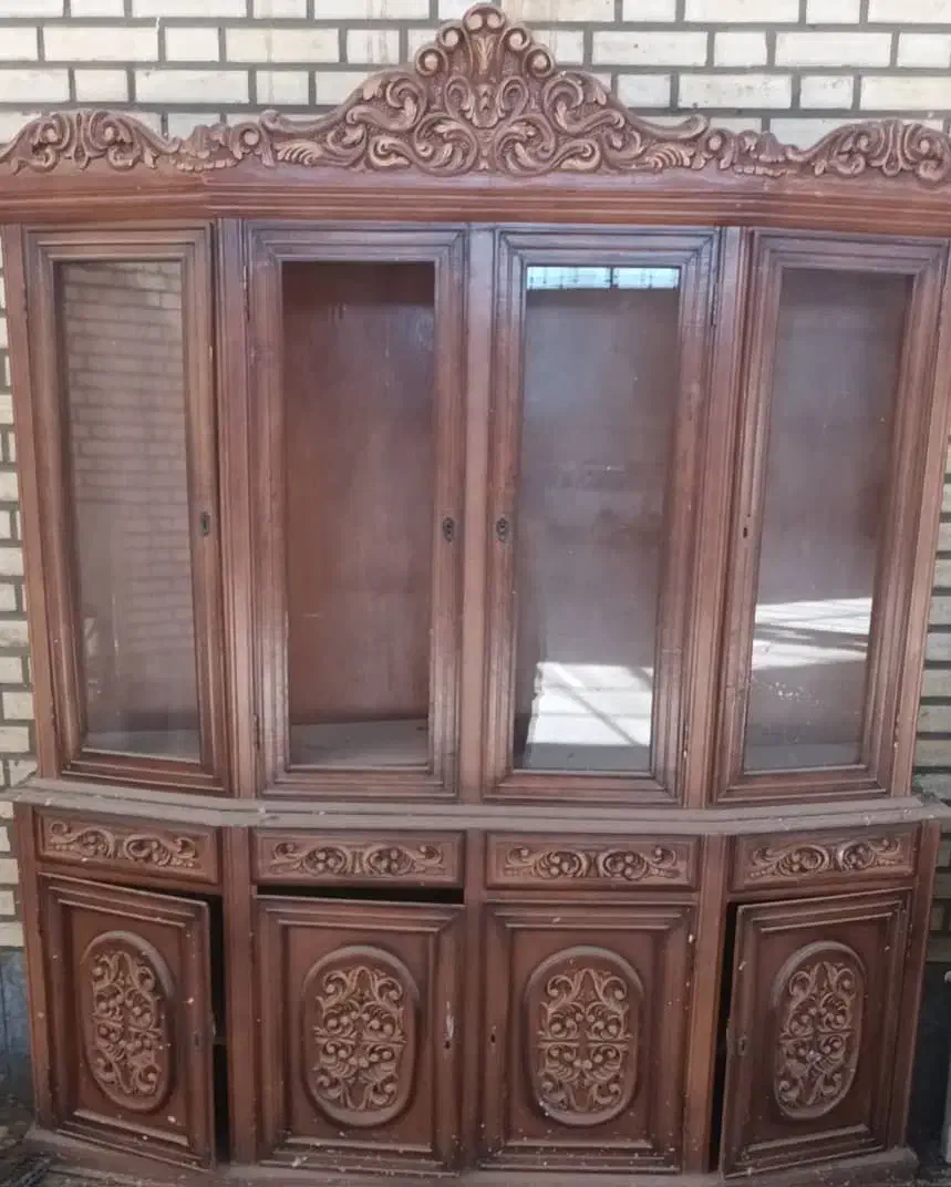 کمود چوبی بزرگ قدیمی|جاکفشی، کمد، دراور|کهریزک, |دیوار