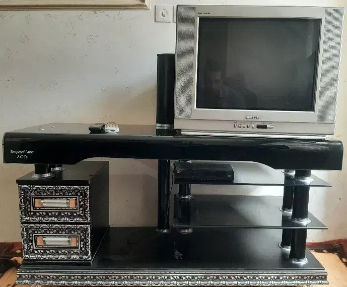 تلوزیون و زیرتلوزیون وگیرنده دیجیتال|تلویزیون و پروژکتور|اردبیل, |دیوار