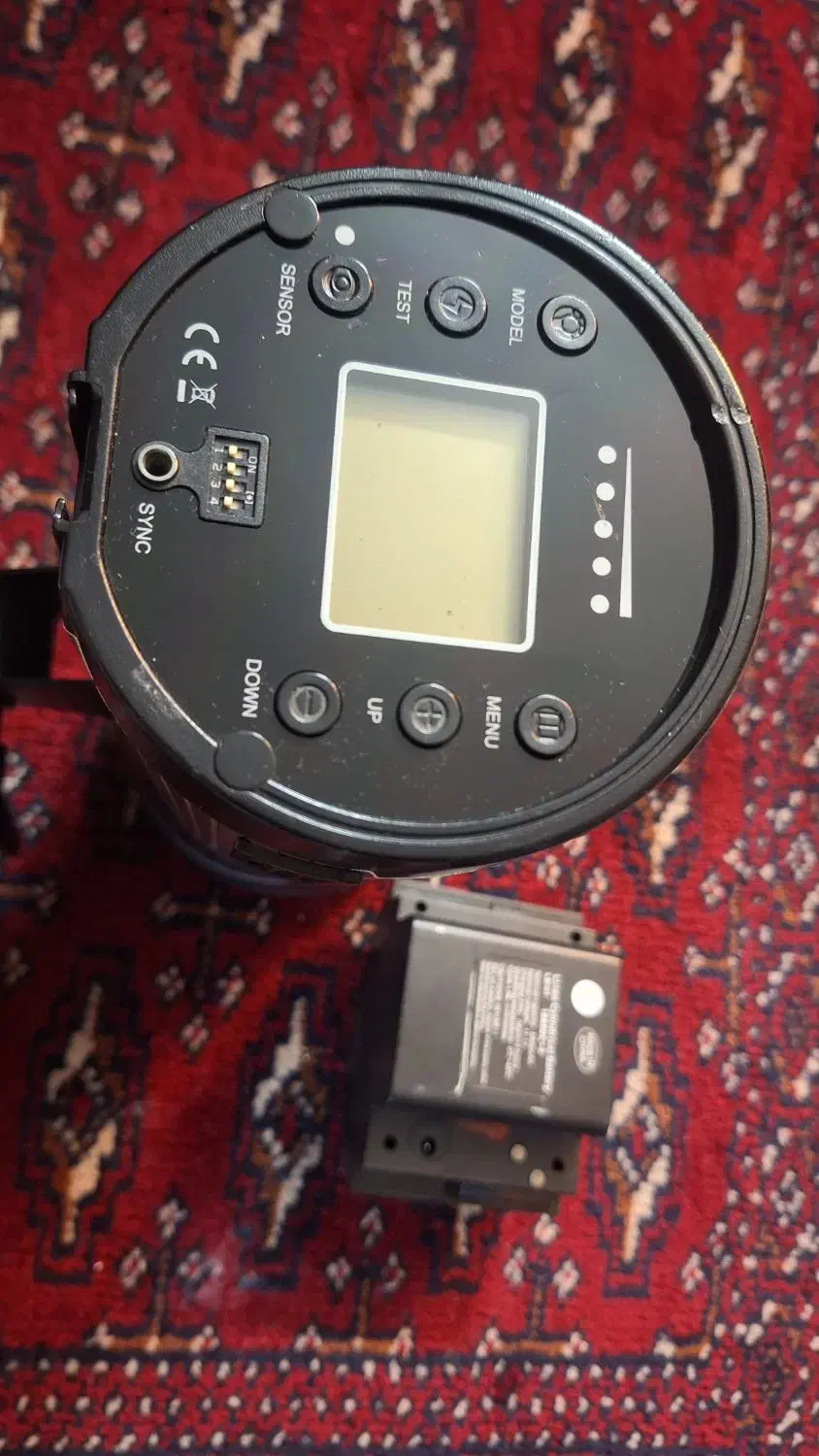 نور پرتابل باطری خور|دوربین عکاسی و فیلمبرداری|تهران, نازیآباد|دیوار