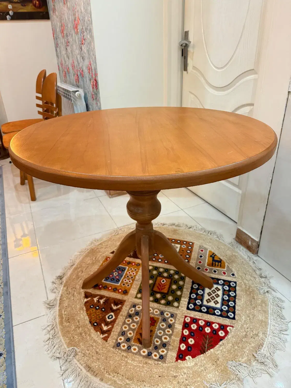 میز ناهارخوری گرد چوبی + 4 عدد صندلی|میز و صندلی غذاخوری|تهران, جیحون|دیوار