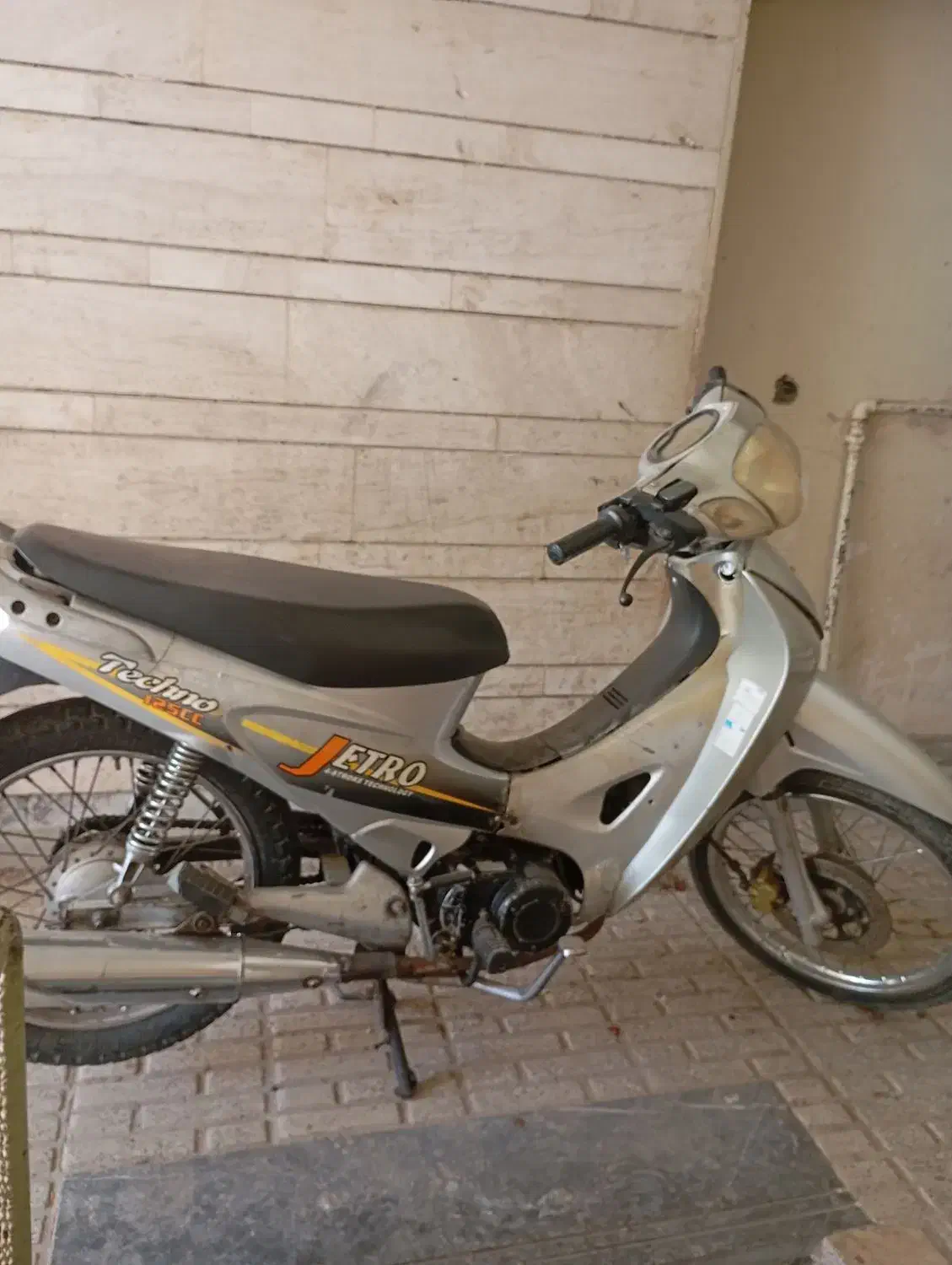 موتور بی کلاچ۹۳|موتورسیکلت|برخوار, |دیوار