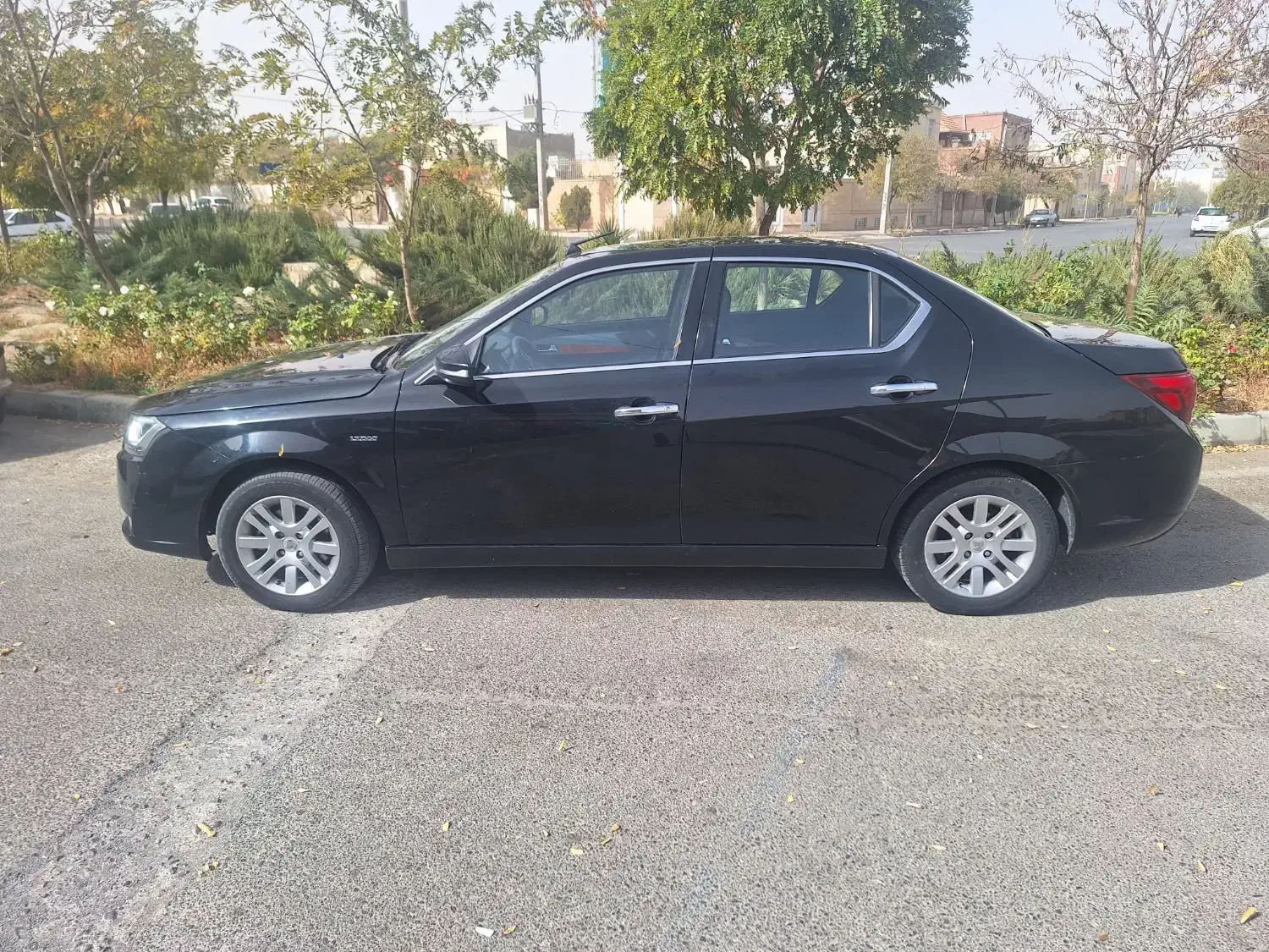 دنا پلاس|خودرو سواری و وانت|مشهد, الهیه|دیوار