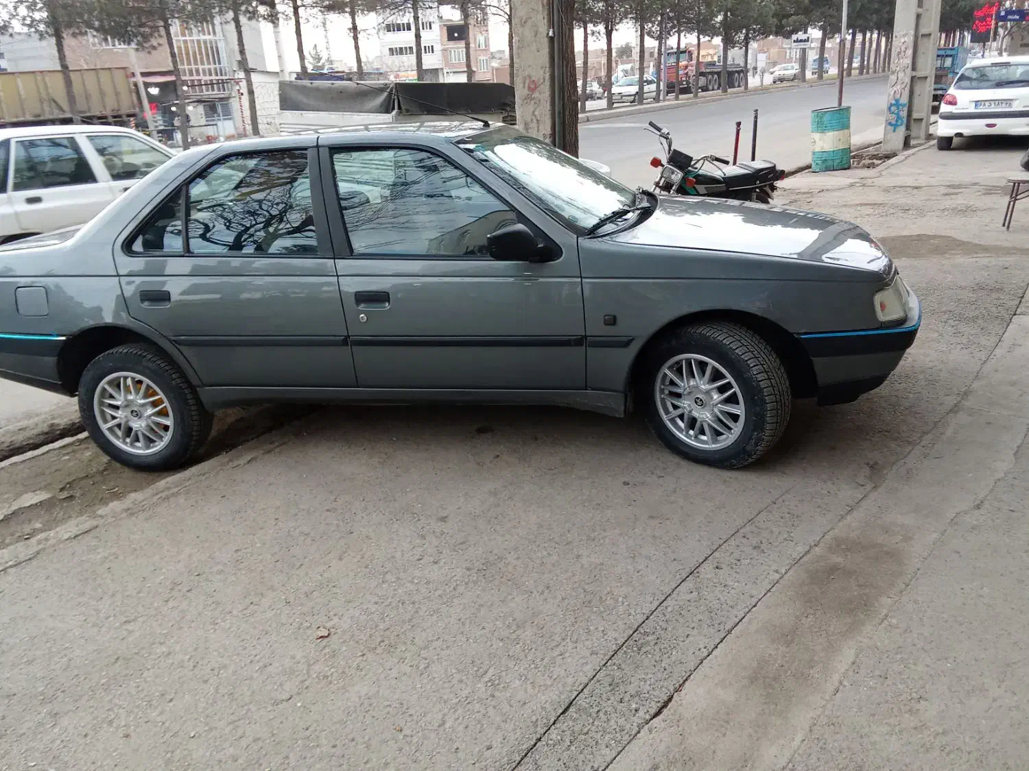 پژو 405خاکستری|خودرو سواری و وانت|بناب, |دیوار