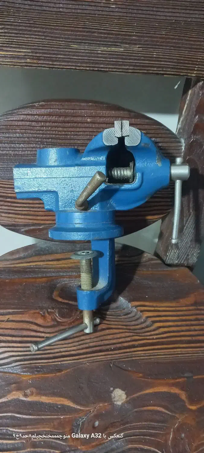 یک عدد گیره رومیزی فولادی سندون دار|ابزارآلات|تهران, شهرک طالقانی|دیوار