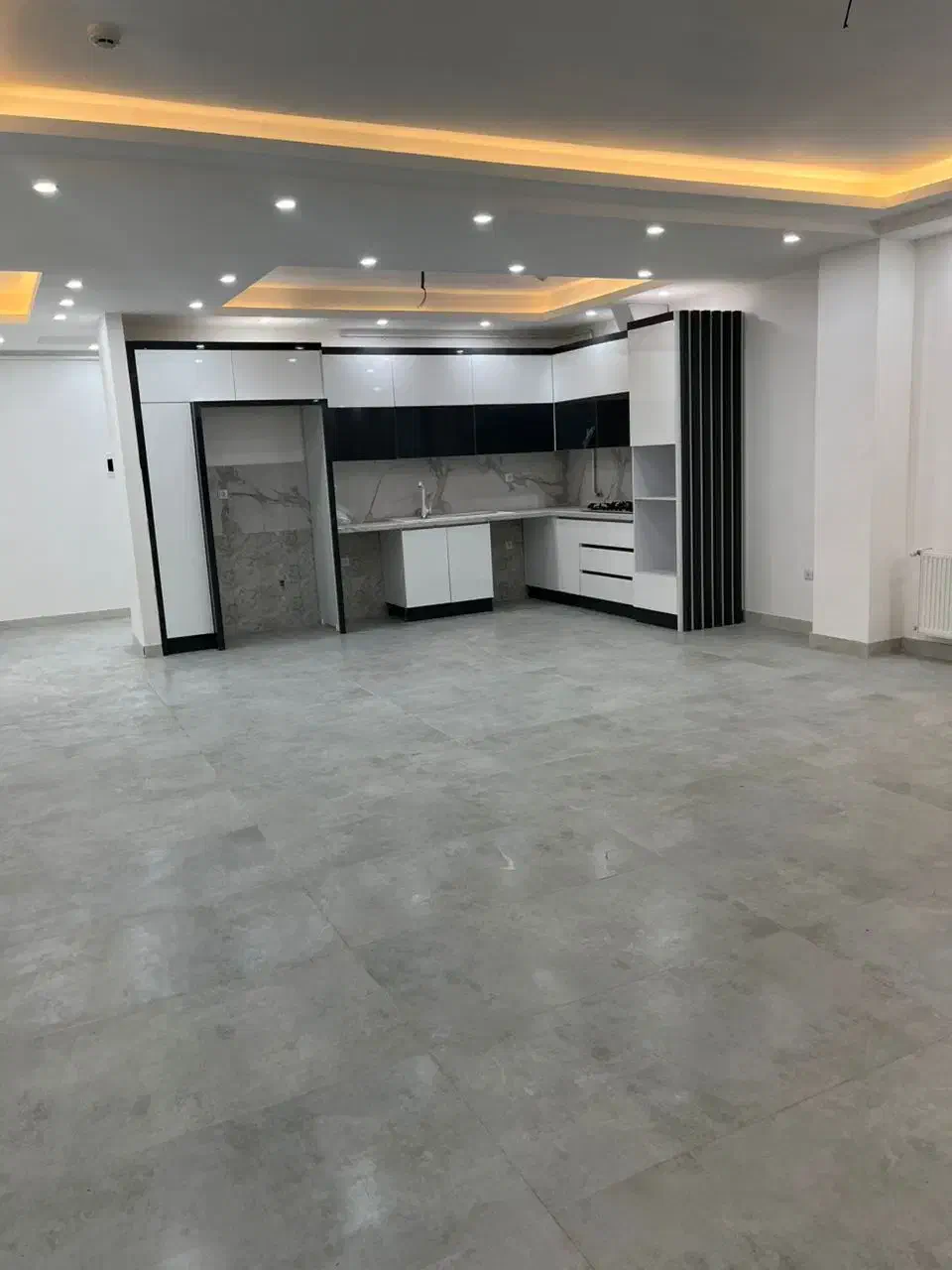 واحد ۱۲۳ متری،دو خواب،لاکانی (۱۷ شهریور)|فروش آپارتمان|رشت, چله خانه|دیوار