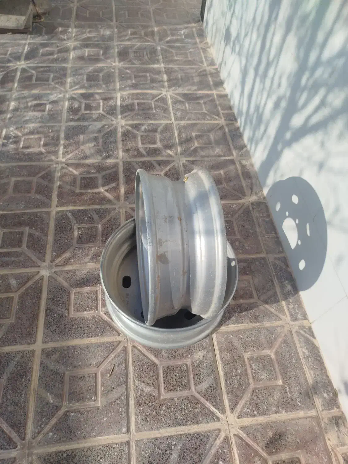 رینگ نیسان|قطعات یدکی و لوازم جانبی|تربتحیدریه, بهزیستی|دیوار