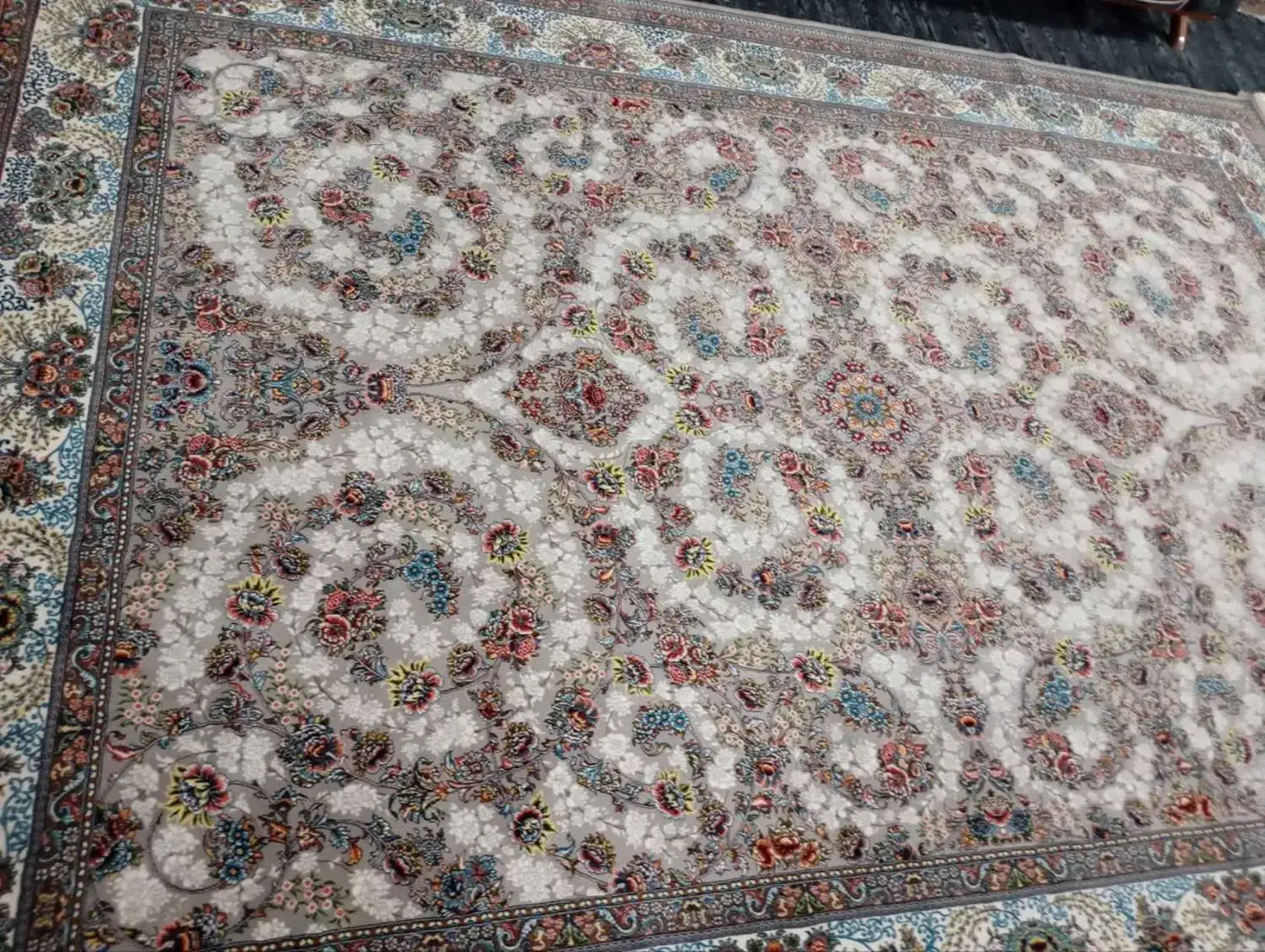 ۳عدد قالی ۳ در ۴ نو و تمیز|فرش|بردسیر, |دیوار
