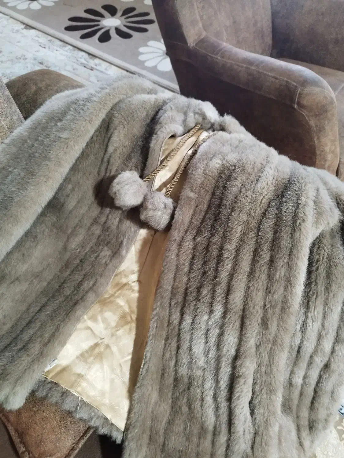 پالتو خز خارجی نسکافه ای فری سایز|لباس|خرم‌آباد, |دیوار