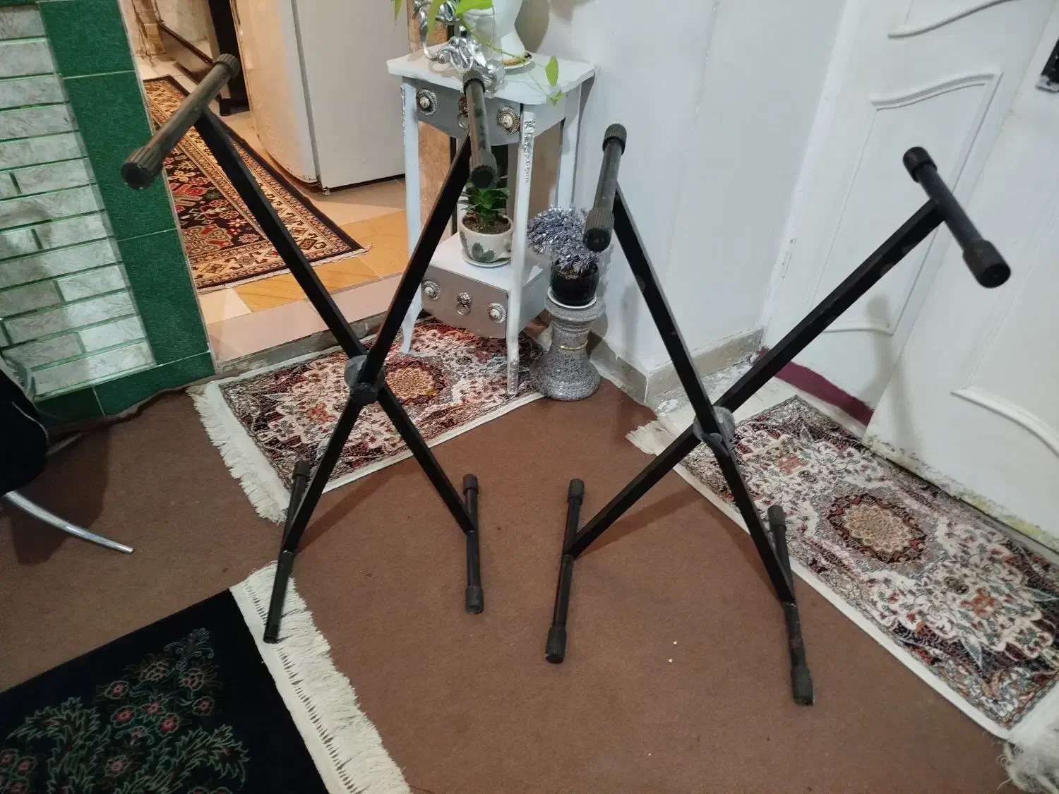 پایه کیبردیامکسر|پیانو، کیبورد، آکاردئون|بروجرد, |دیوار