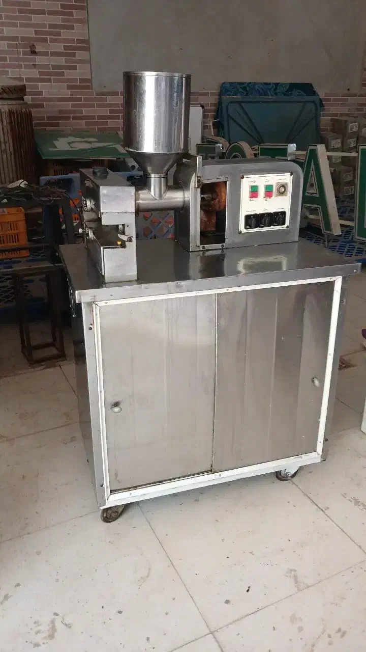 فروش فوری دستگاه کباب سیخ گیر صادراتی|کافیشاپ و رستوران|اصفهان, قهجاورستان|دیوار