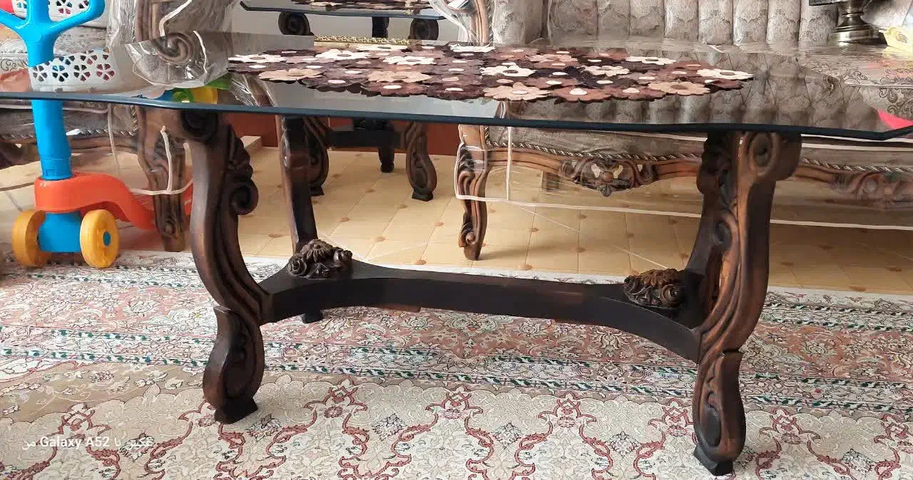 میز جلو مبلی و عسلی کاملا تمیز|مبلمان خانگی و میز عسلی|بروجرد, |دیوار