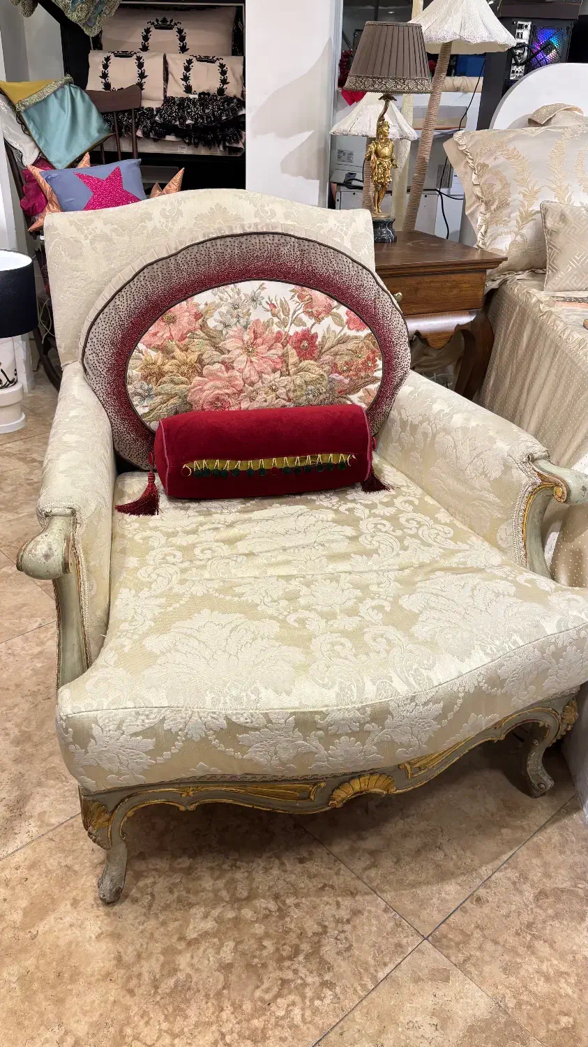 مبل تک آنتیک فرانسوی|مبلمان خانگی و میز عسلی|تهران, فرمانیه|دیوار