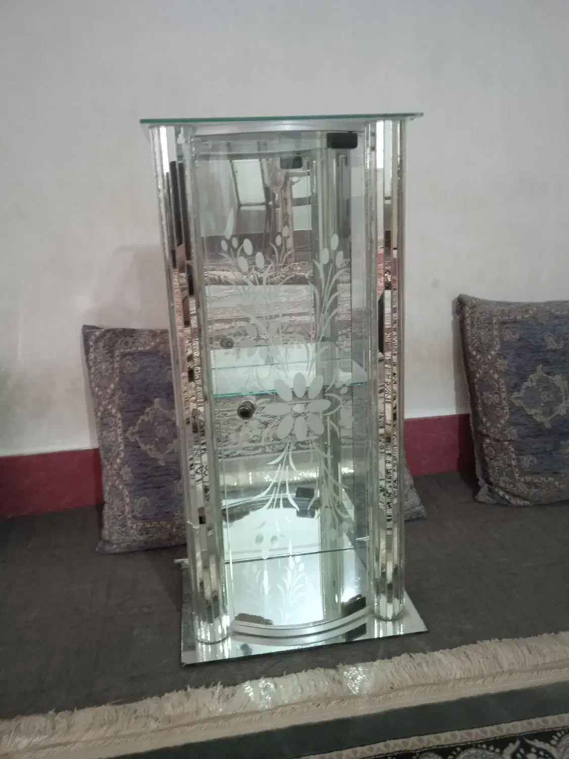 میز زیر آینه|مبلمان خانگی و میز عسلی|سبزوار, جهاد کشاورزی|دیوار