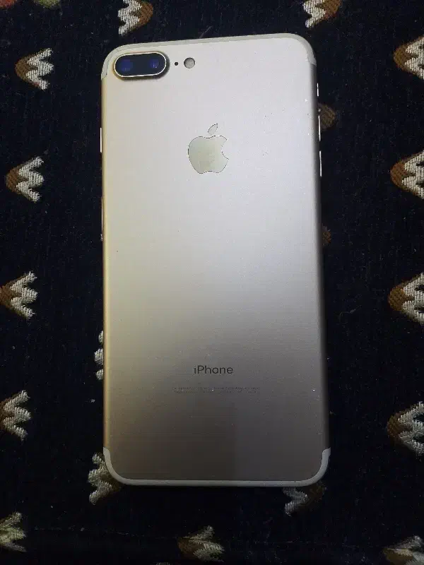 آیفون سون پلاس 128گیگ|موبایل|تهران, شهرک صادقیه|دیوار